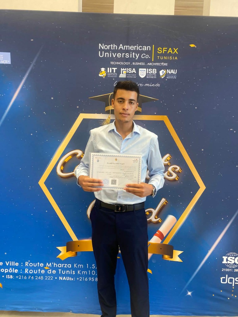 Bakir Kammoun — Graduation and certification achievement at ISET Mahdia, Tunisia